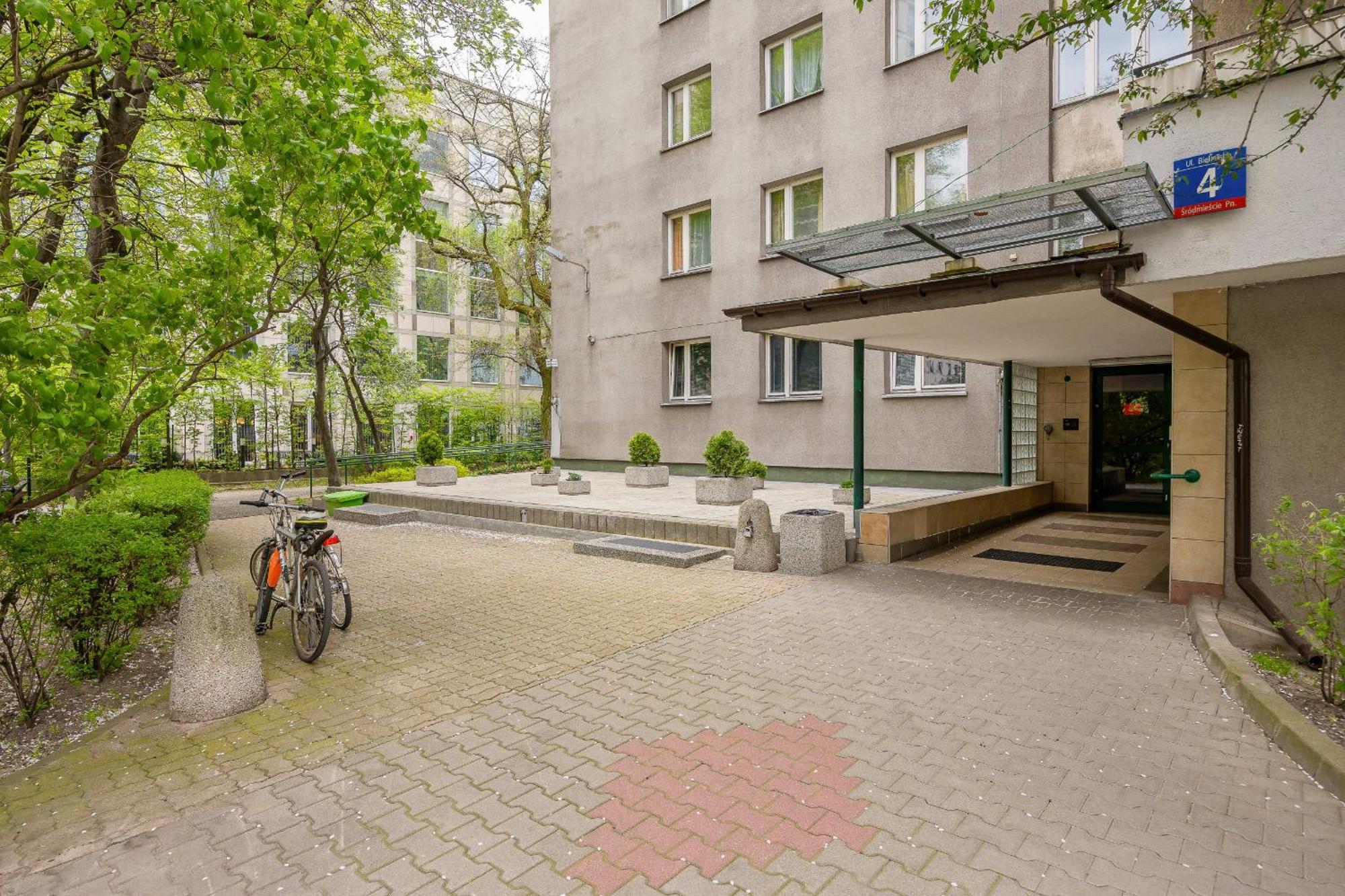 Leilighet Bright With Air Conditioning Near Ogrod Saski By Renters *