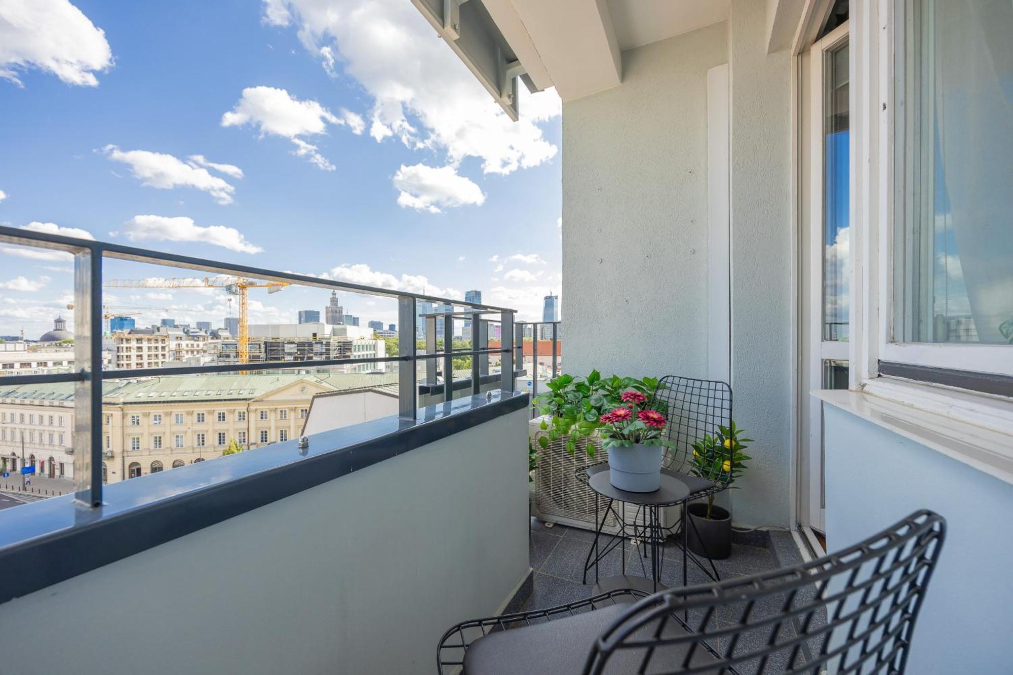 Bright With Air Conditioning Near Ogrod Saski By Renters * Warszawa